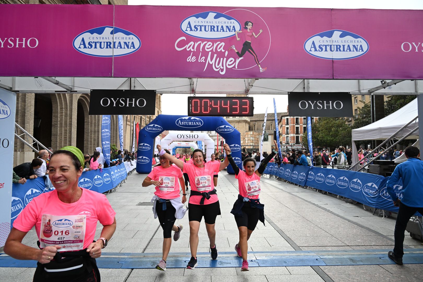 Todas las fotos de la Carrera de la Mujer de Zaragoza 2023. 5371
