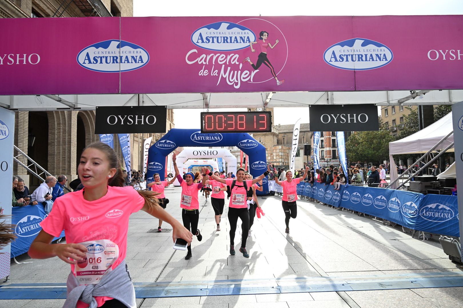 Todas las fotos de la Carrera de la Mujer de Zaragoza 2023. 4898