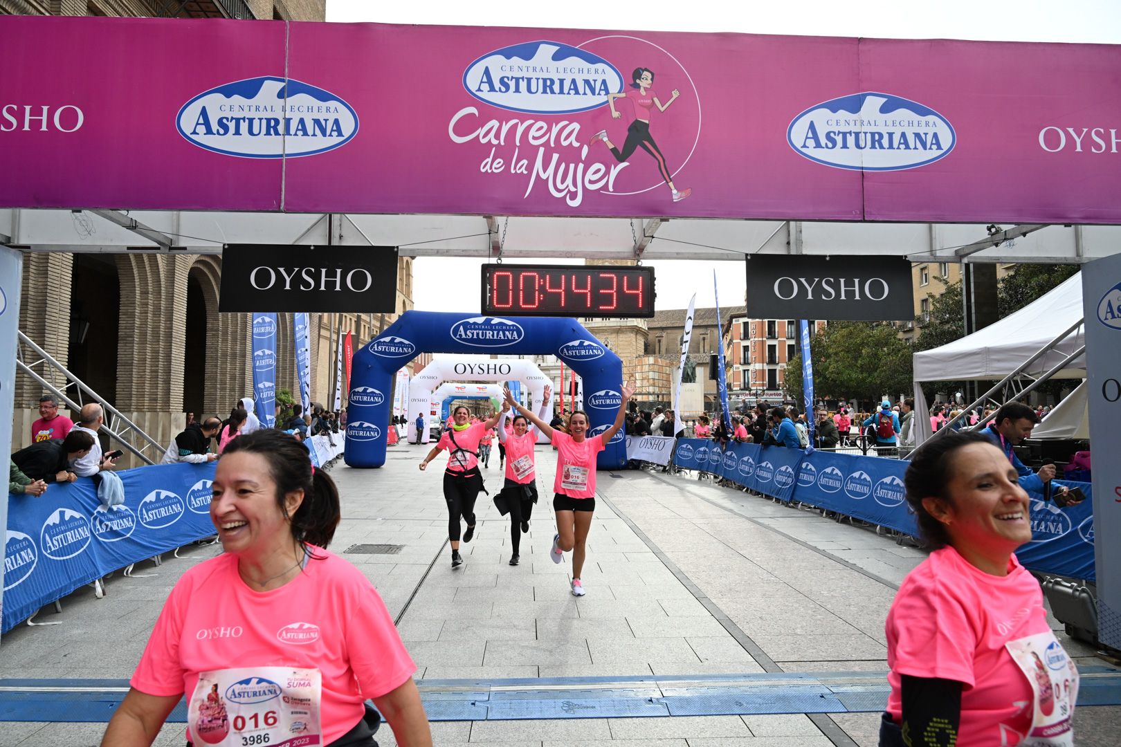 Todas las fotos de la Carrera de la Mujer de Zaragoza 2023. 5372