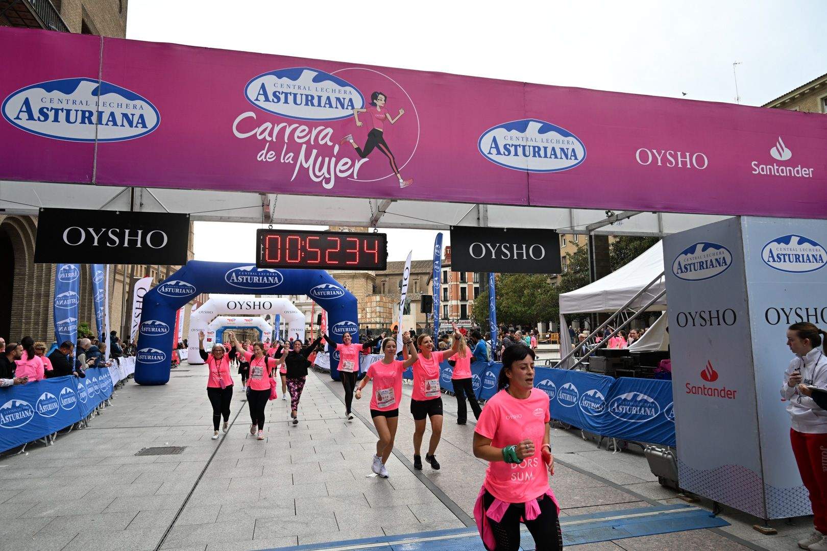 Todas las fotos de la Carrera de la Mujer de Zaragoza 2023. 5857