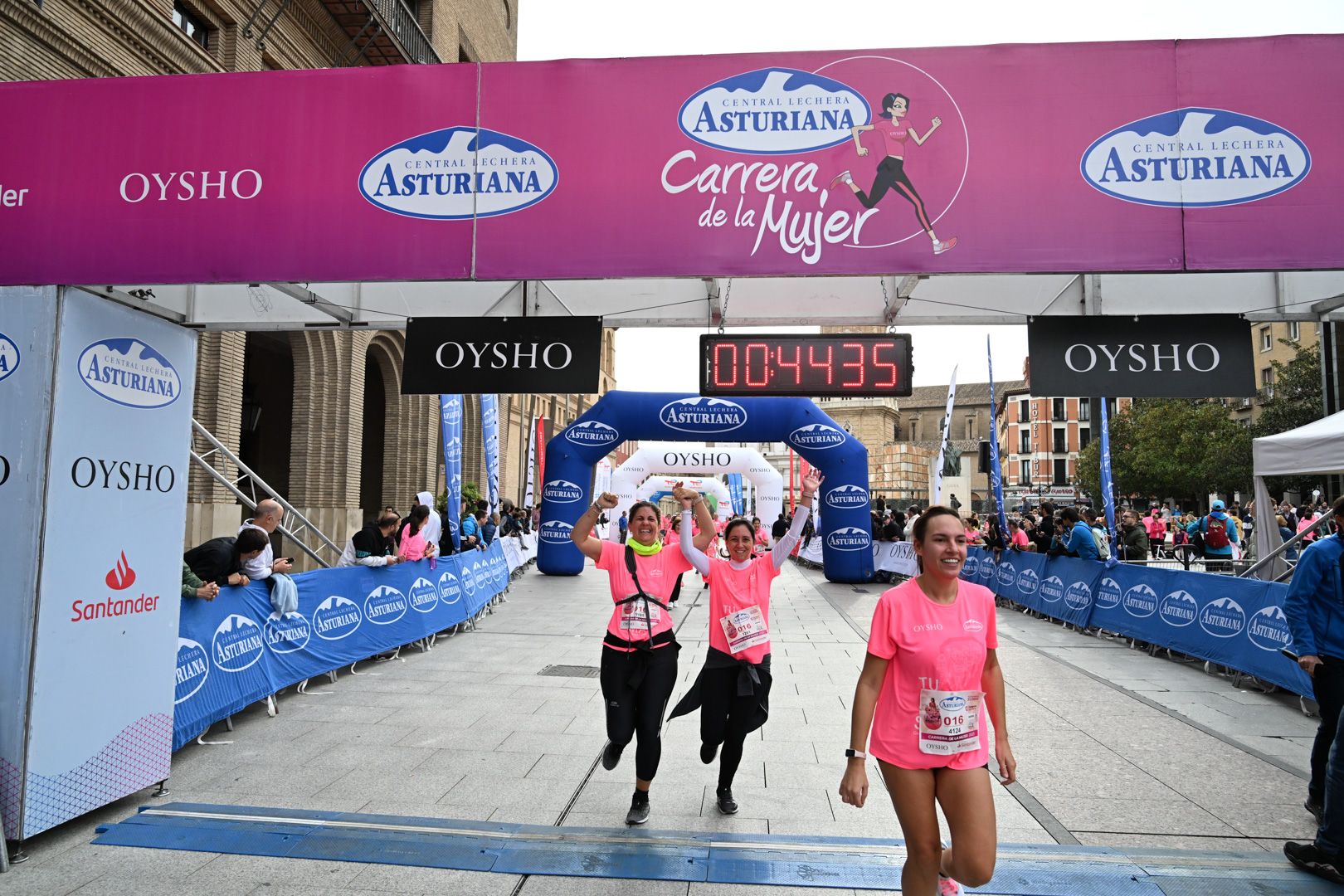 Todas las fotos de la Carrera de la Mujer de Zaragoza 2023. 5374