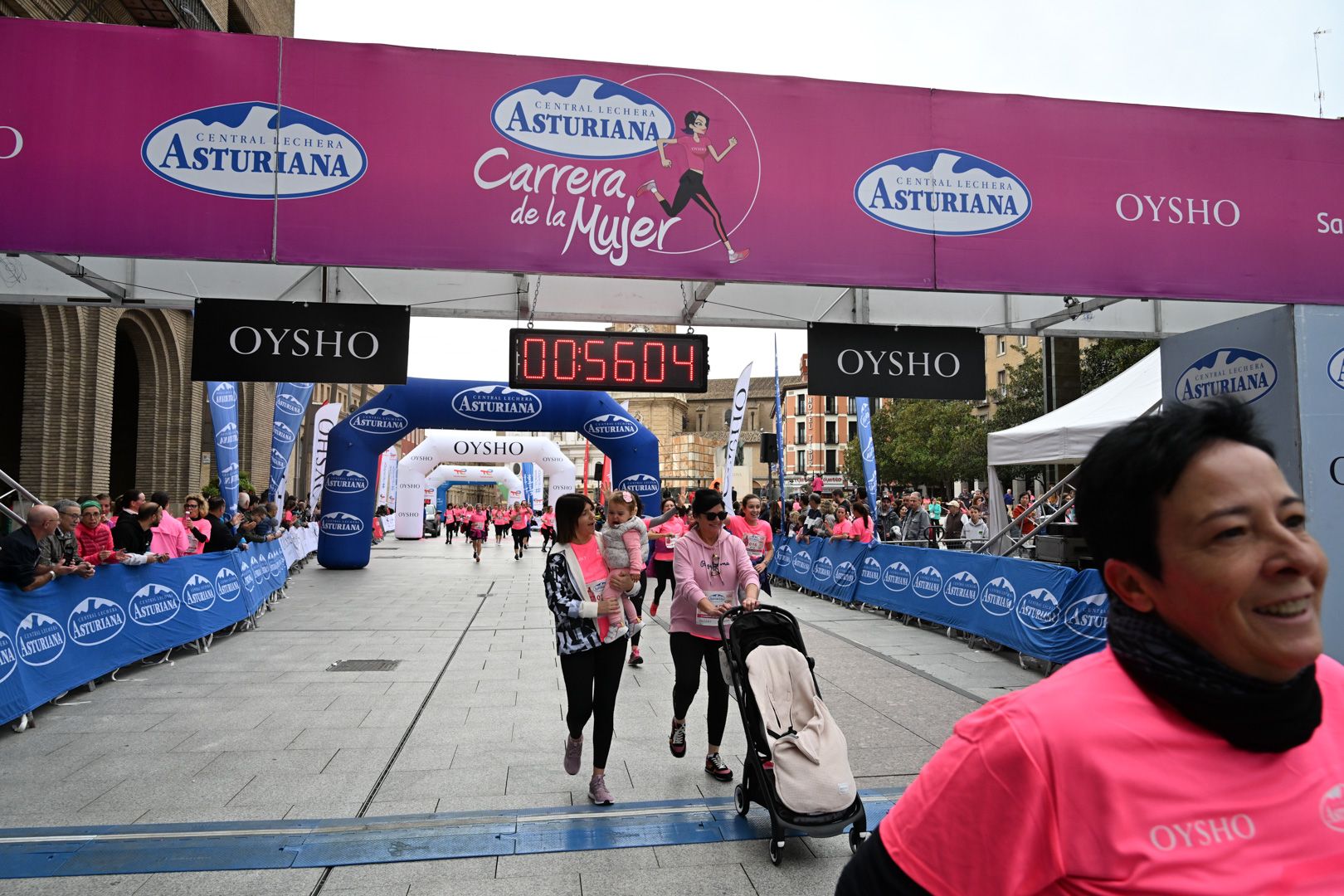 Todas las fotos de la Carrera de la Mujer de Zaragoza 2023. 6060