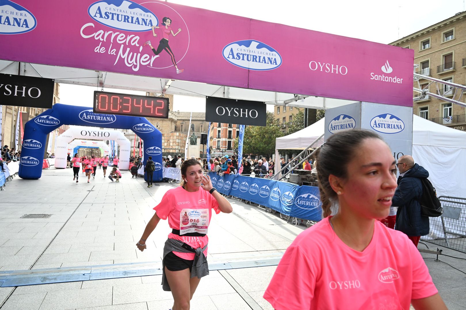Todas las fotos de la Carrera de la Mujer de Zaragoza 2023. 4659