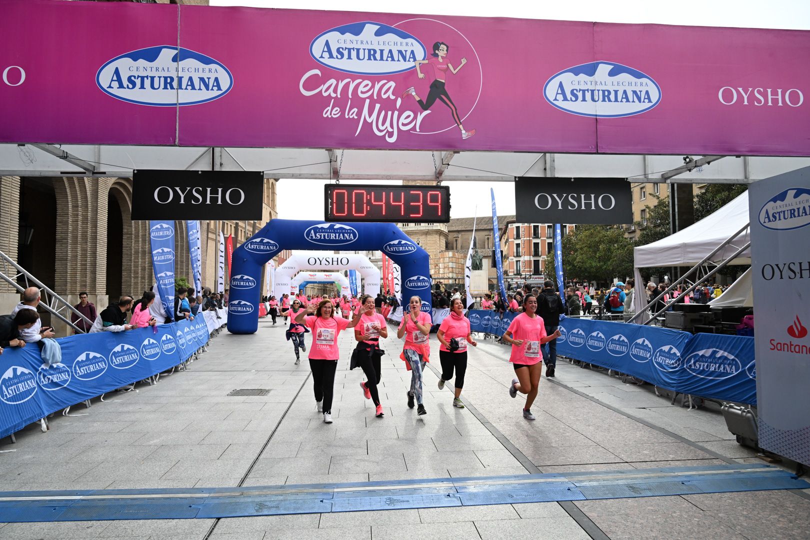Todas las fotos de la Carrera de la Mujer de Zaragoza 2023. 5376