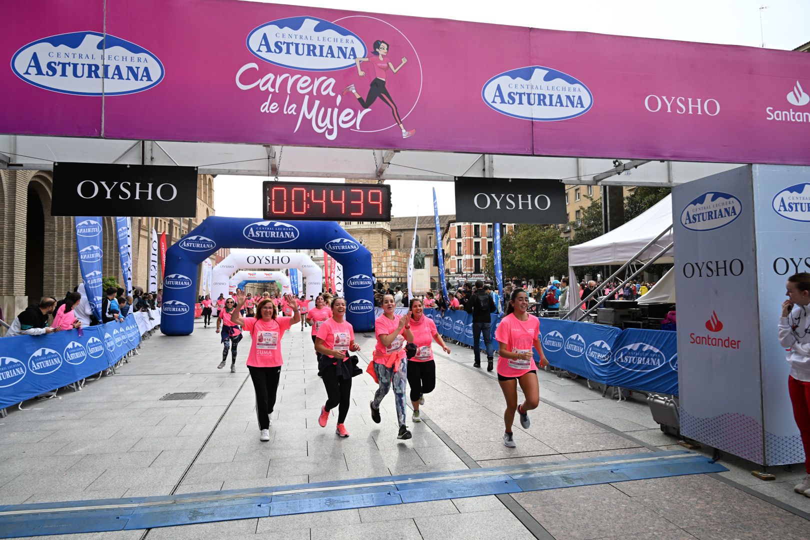 Todas las fotos de la Carrera de la Mujer de Zaragoza 2023. 5377
