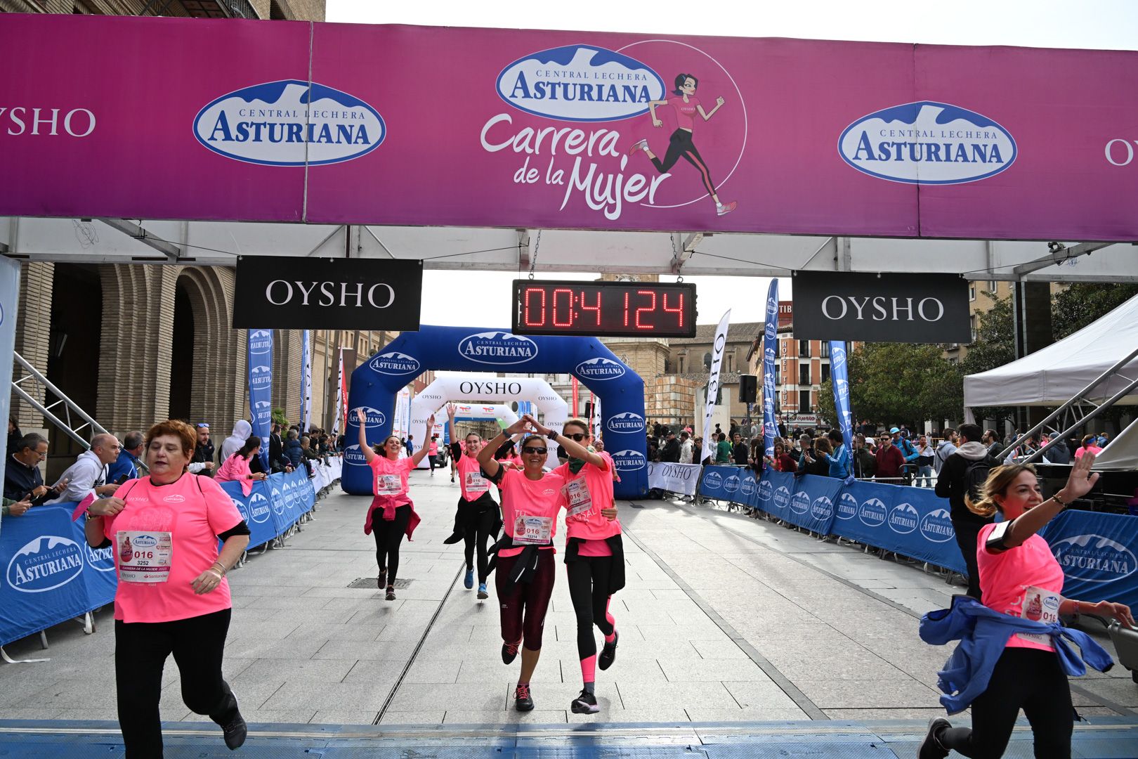 Todas las fotos de la Carrera de la Mujer de Zaragoza 2023. 5143