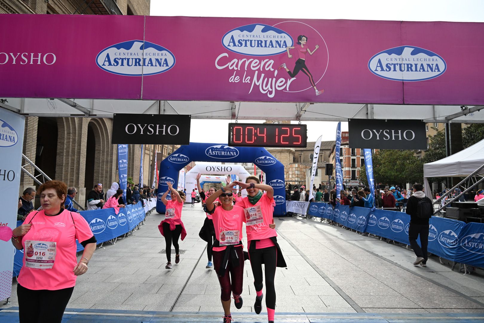 Todas las fotos de la Carrera de la Mujer de Zaragoza 2023. 5144