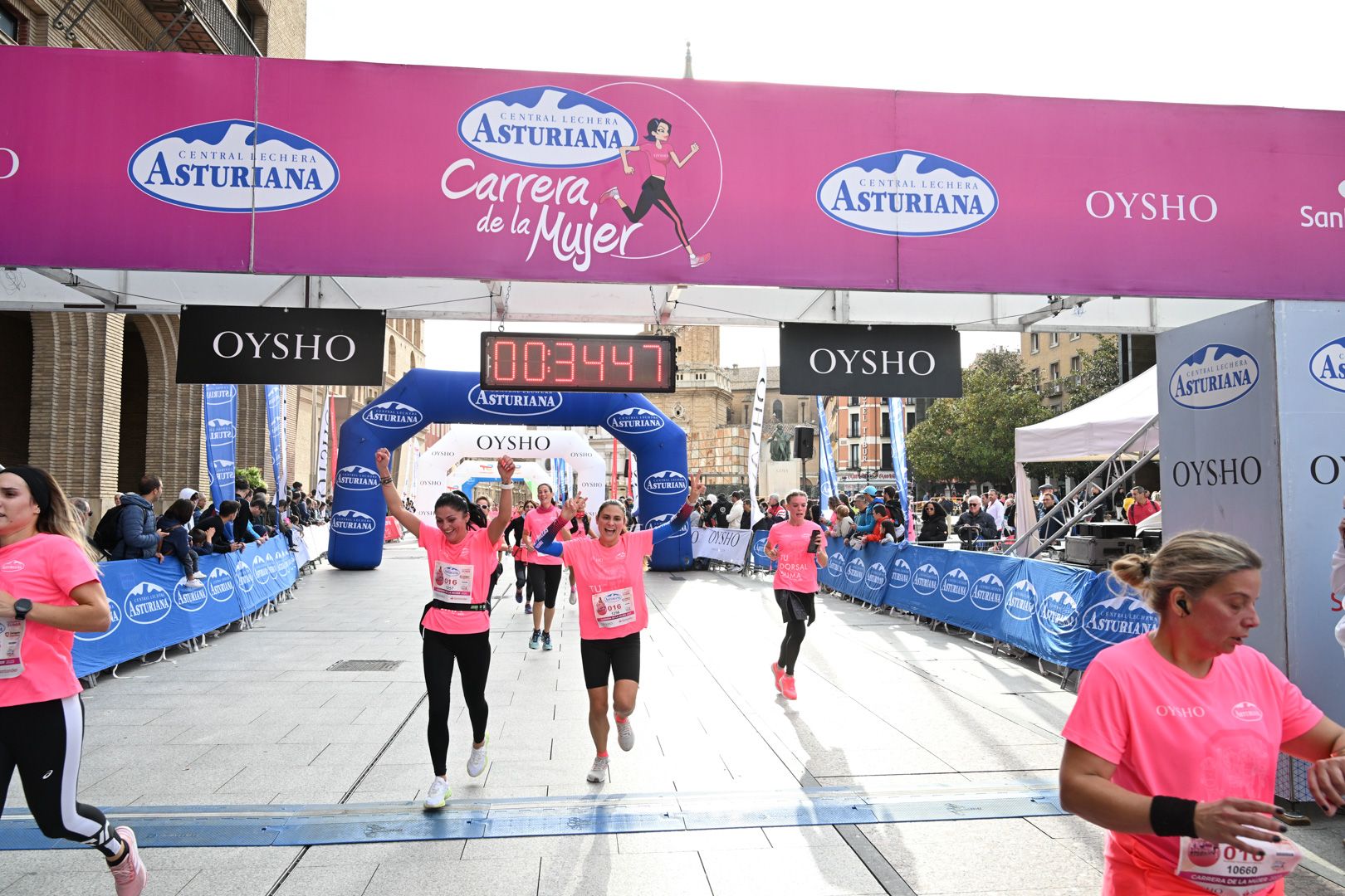 Todas las fotos de la Carrera de la Mujer de Zaragoza 2023. 4664