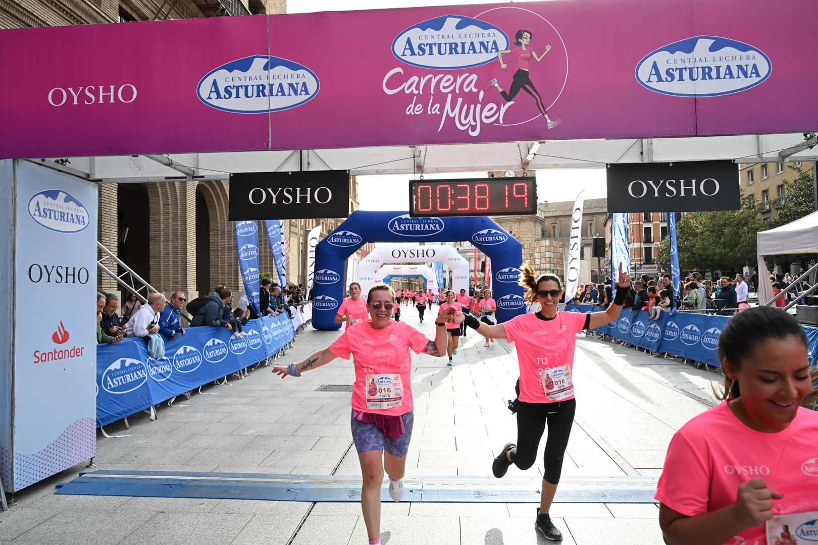 Todas las fotos de la Carrera de la Mujer de Zaragoza 2023. 4908