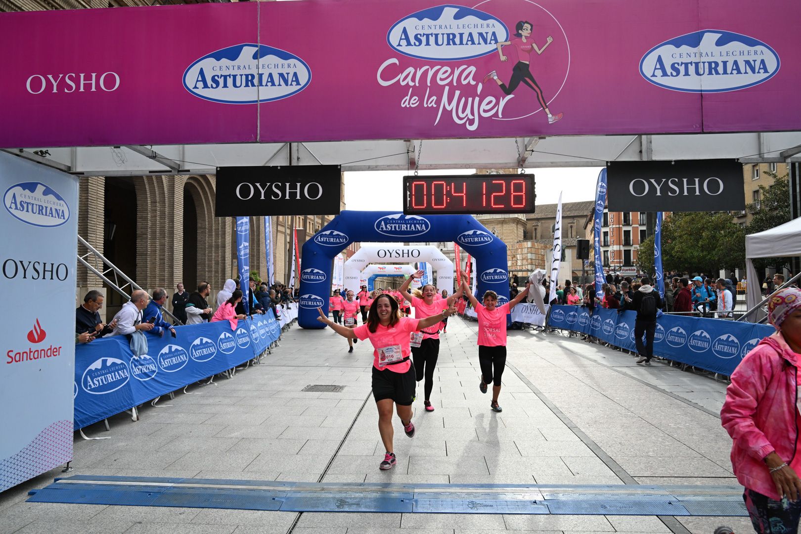 Todas las fotos de la Carrera de la Mujer de Zaragoza 2023. 5148