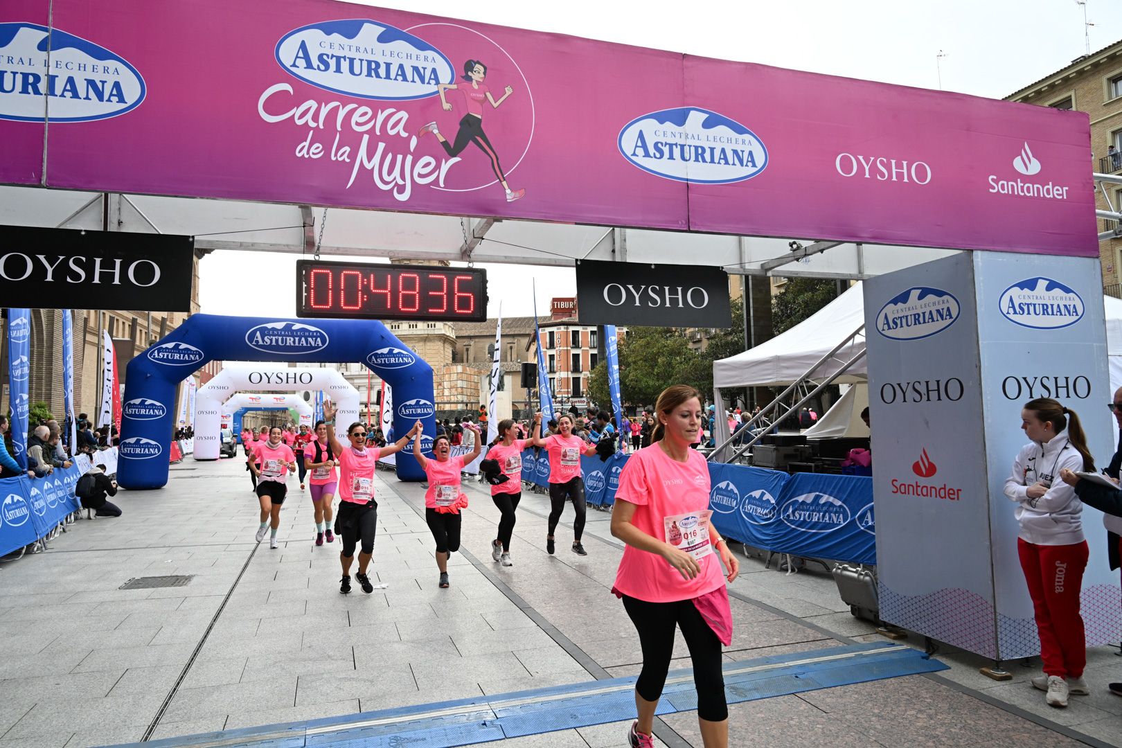 Todas las fotos de la Carrera de la Mujer de Zaragoza 2023. 5628