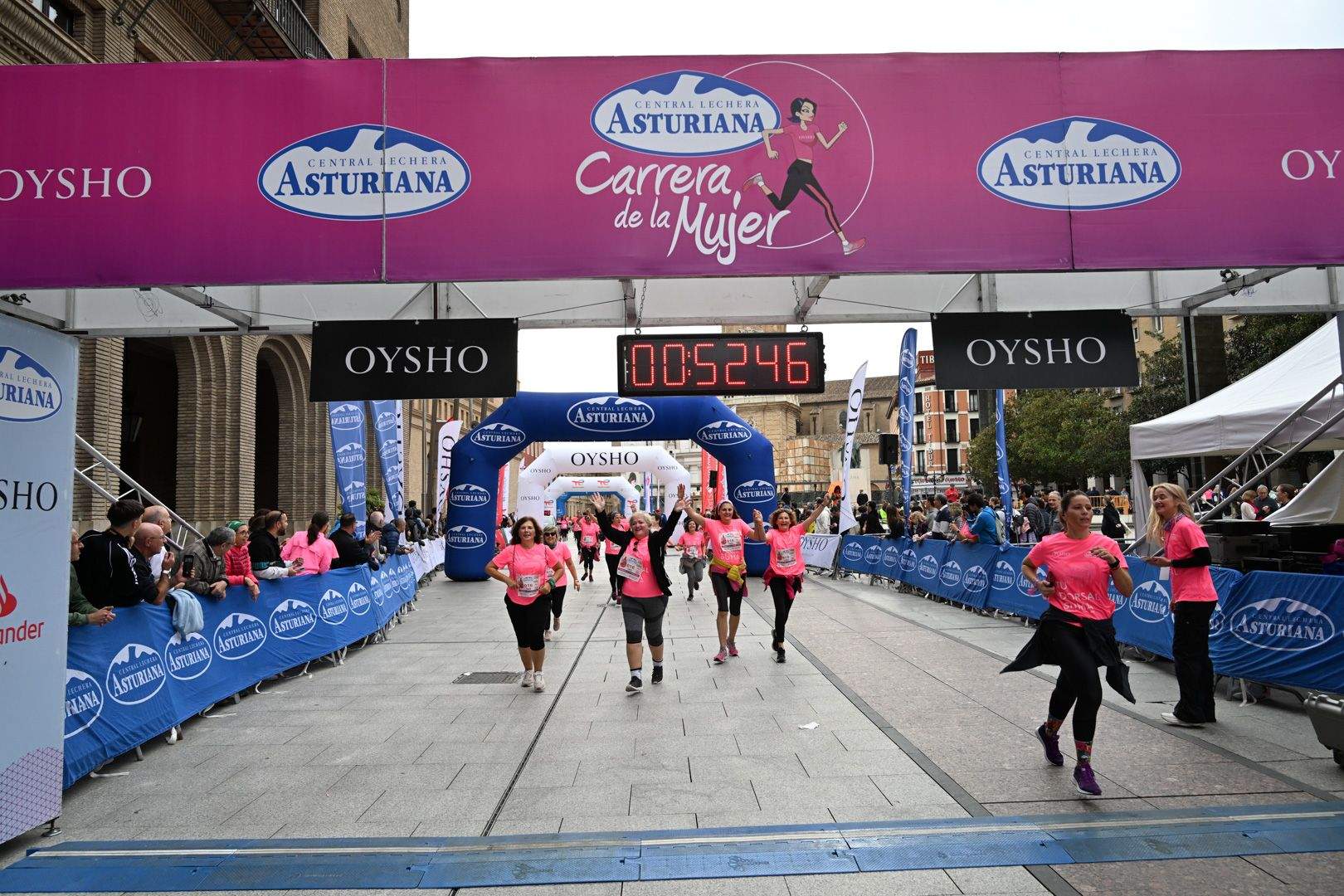 Todas las fotos de la Carrera de la Mujer de Zaragoza 2023. 5871