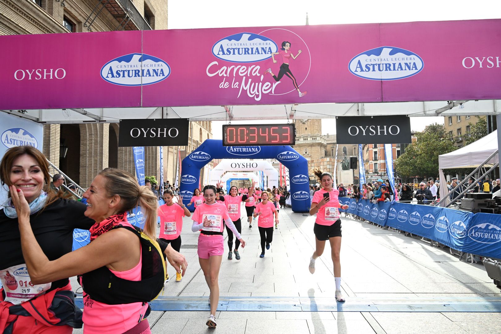 Todas las fotos de la Carrera de la Mujer de Zaragoza 2023. 4671