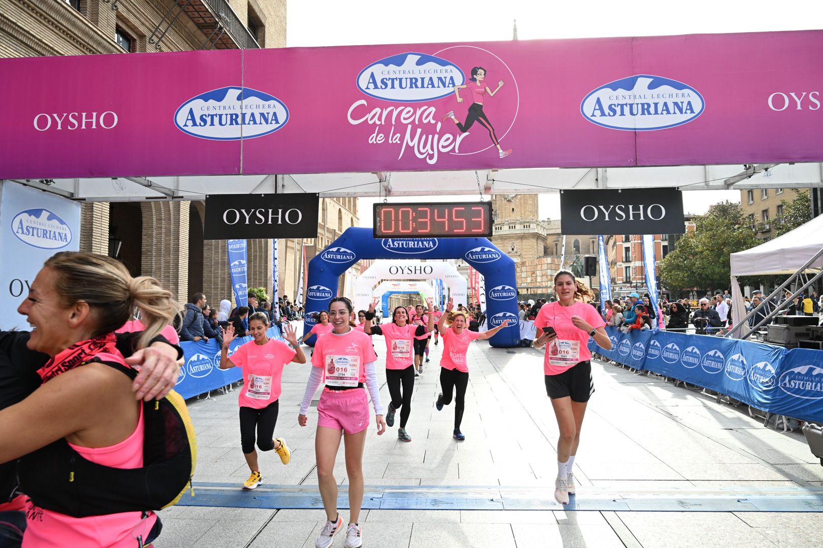 Todas las fotos de la Carrera de la Mujer de Zaragoza 2023. 4672