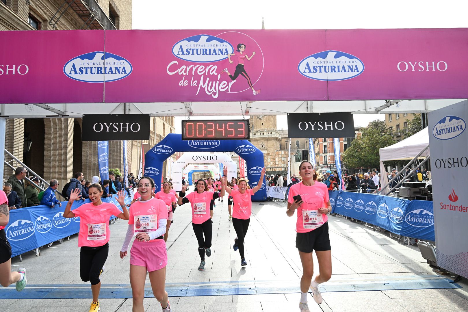 Todas las fotos de la Carrera de la Mujer de Zaragoza 2023. 4673