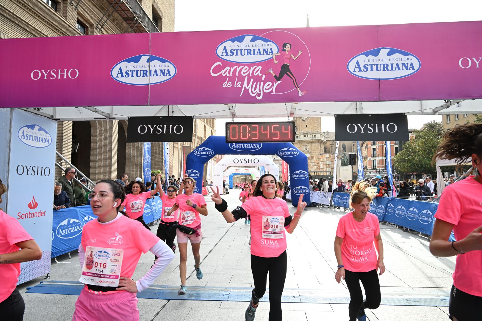 Todas las fotos de la Carrera de la Mujer de Zaragoza 2023. 4675