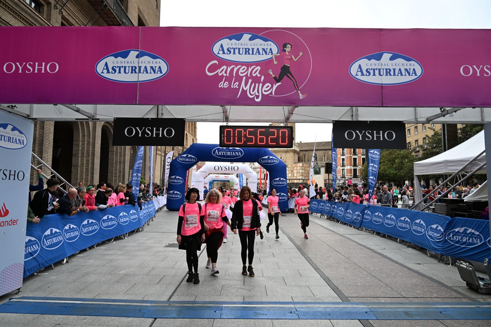 Todas las fotos de la Carrera de la Mujer de Zaragoza 2023. 6079