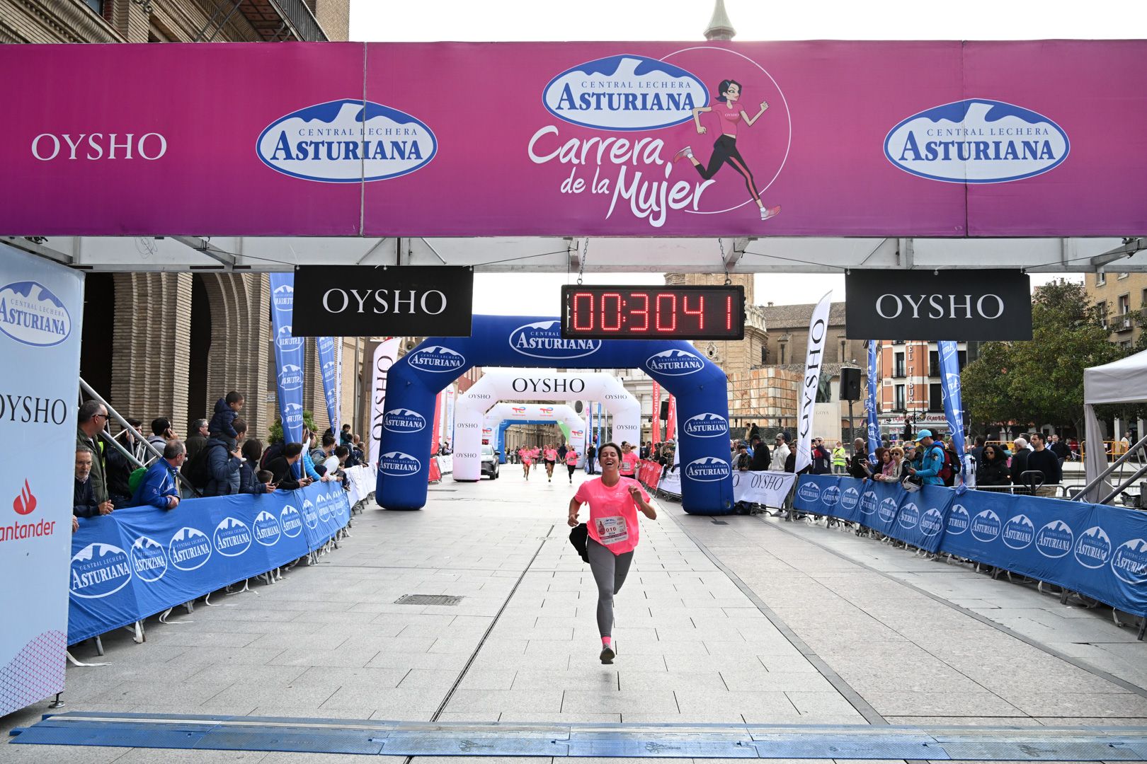 Todas las fotos de la Carrera de la Mujer de Zaragoza 2023. 4457