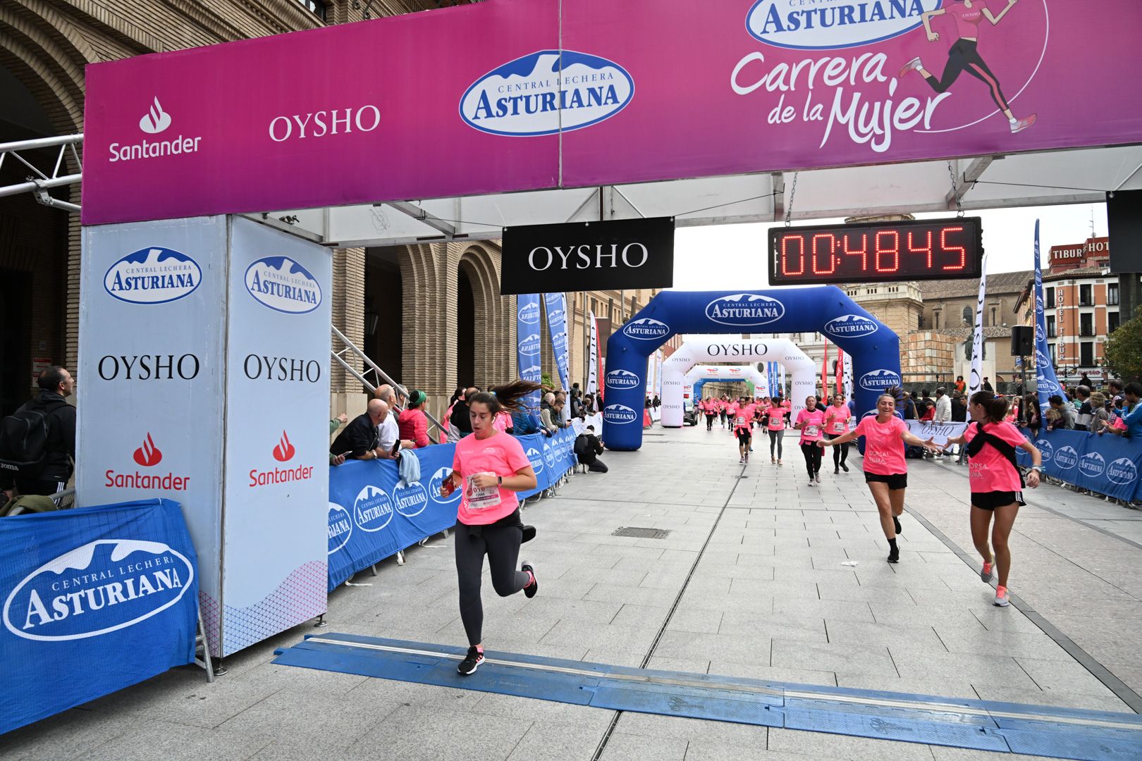 Todas las fotos de la Carrera de la Mujer de Zaragoza 2023. 5638
