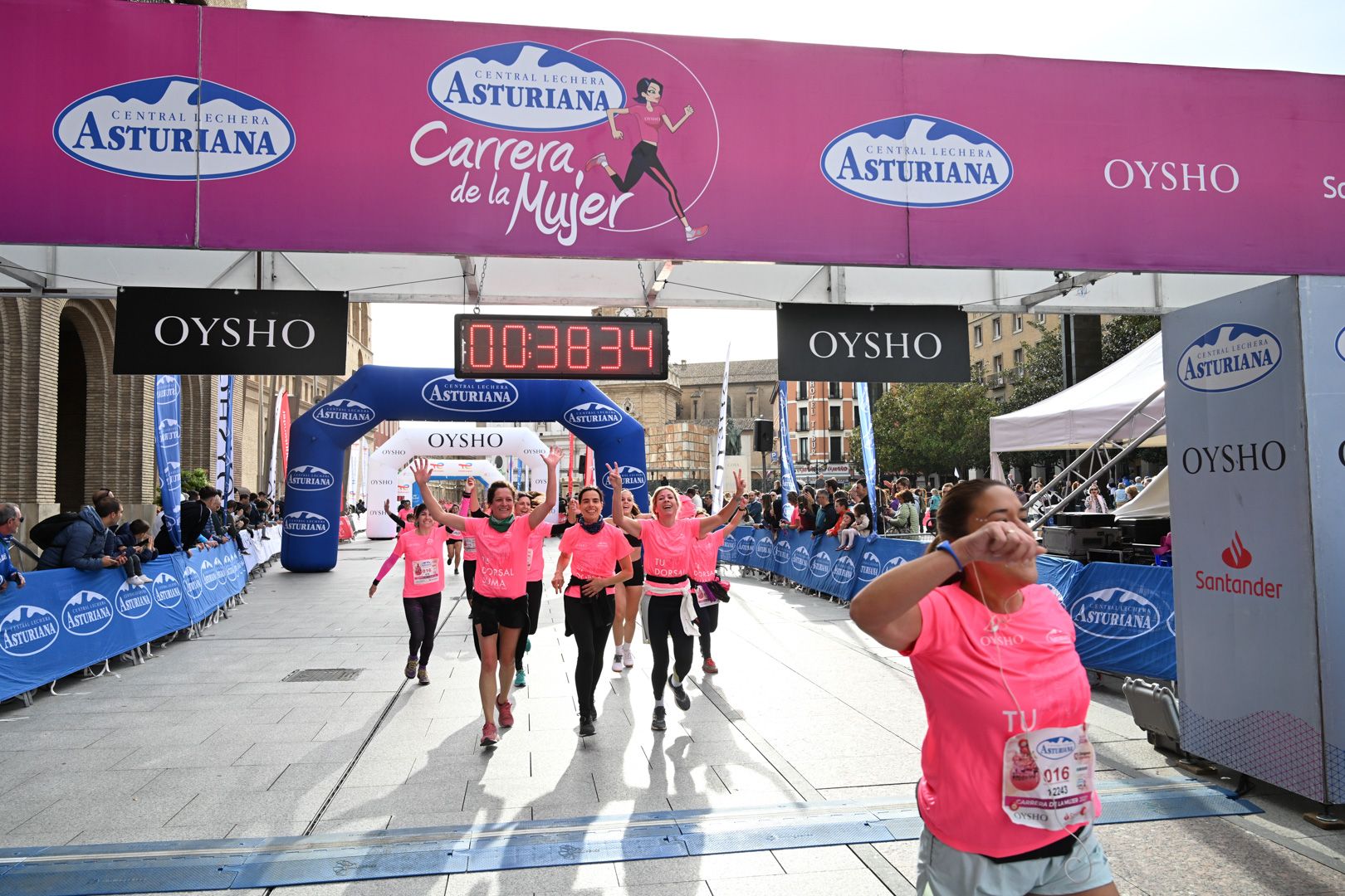 Todas las fotos de la Carrera de la Mujer de Zaragoza 2023. 4923