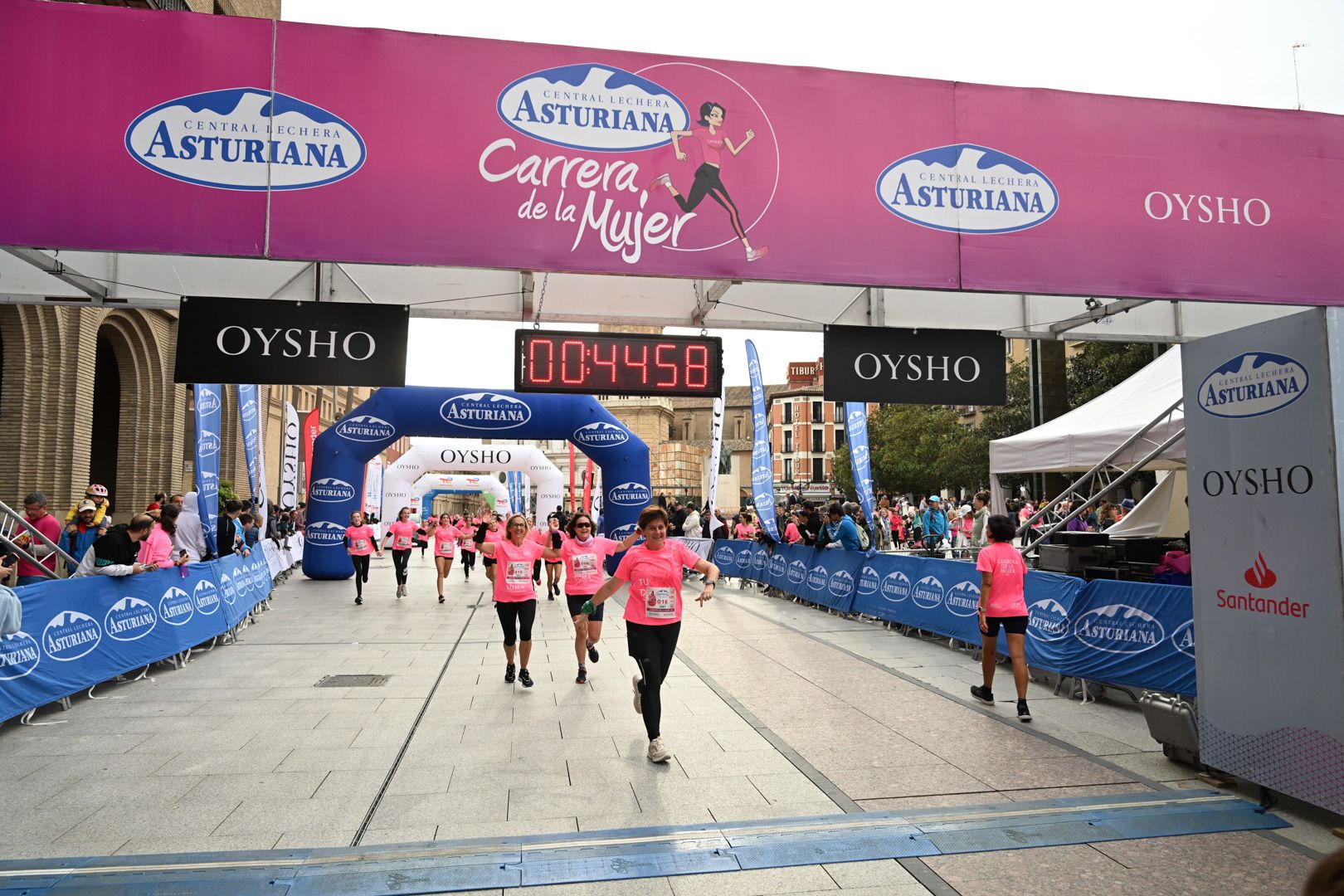 Todas las fotos de la Carrera de la Mujer de Zaragoza 2023. 5398
