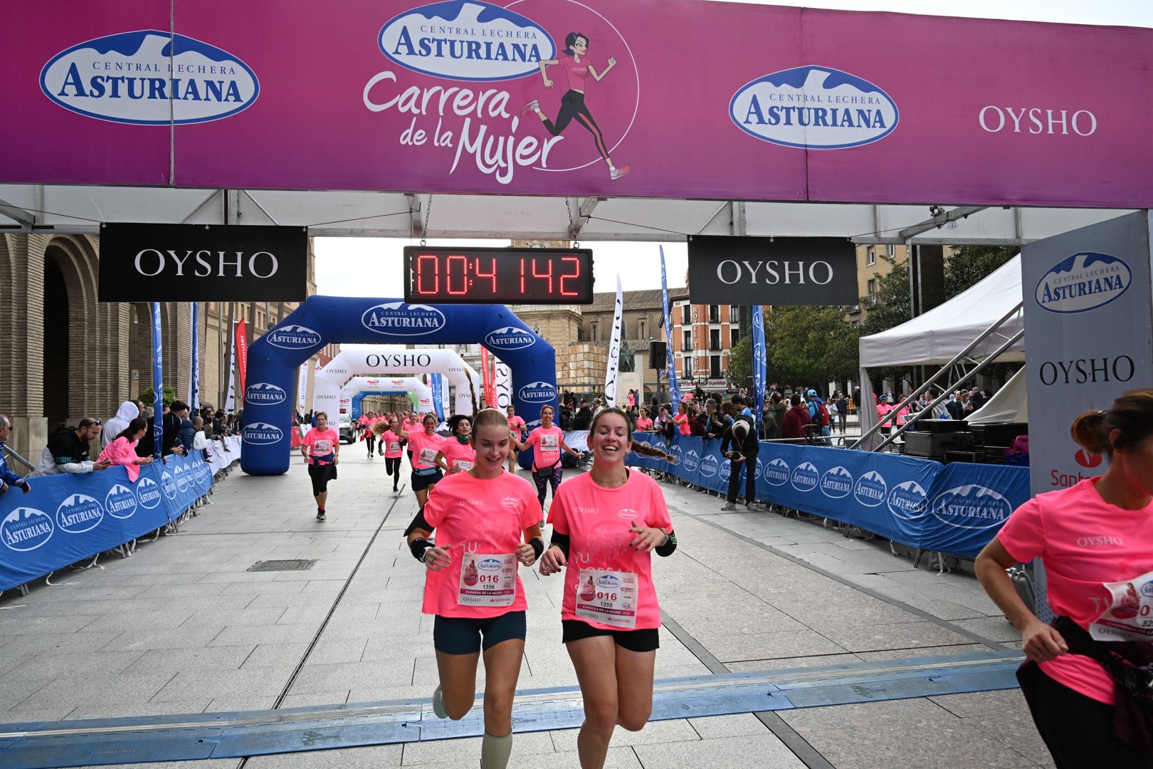 Todas las fotos de la Carrera de la Mujer de Zaragoza 2023. 5163