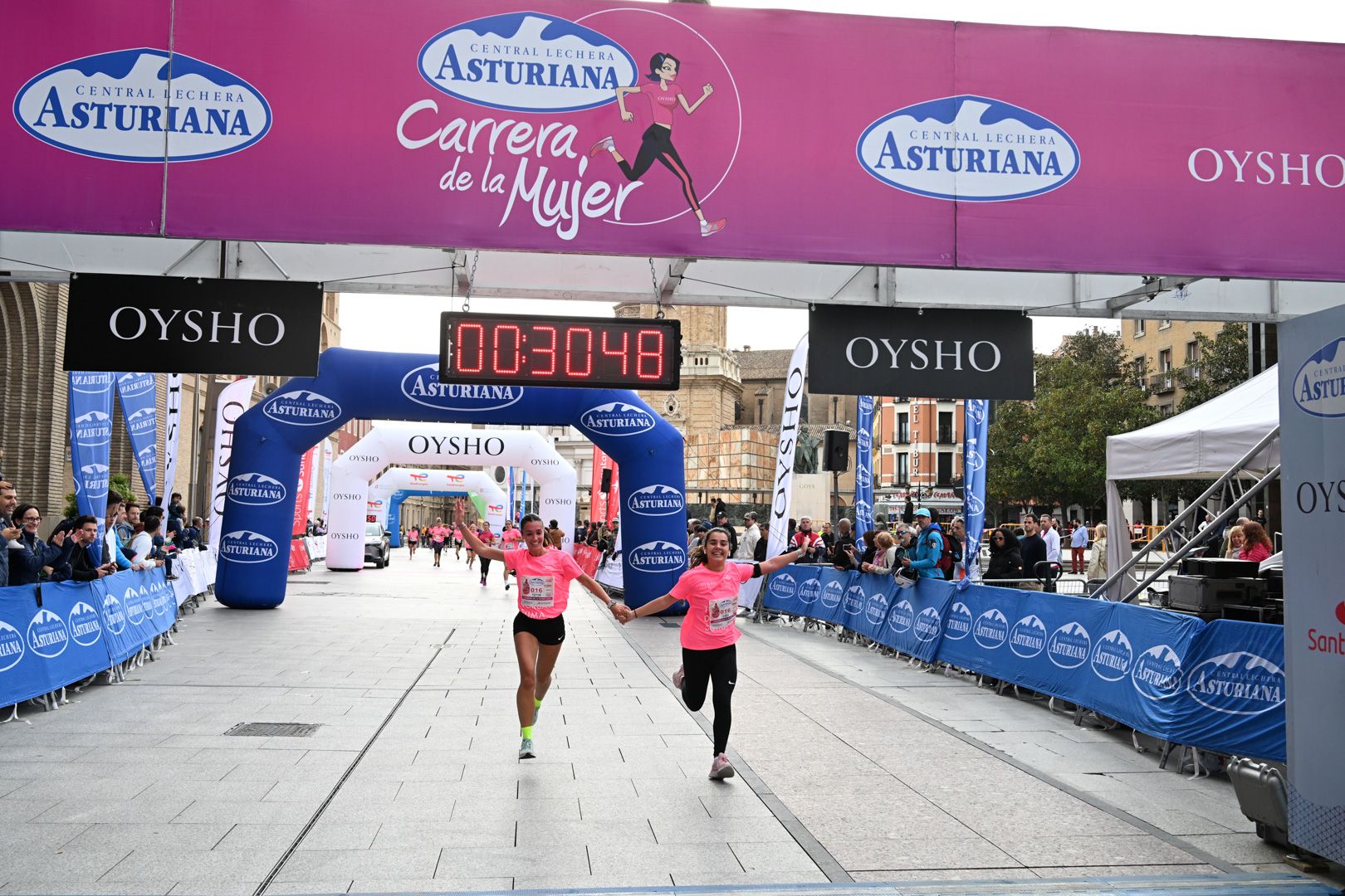 Todas las fotos de la Carrera de la Mujer de Zaragoza 2023. 4461