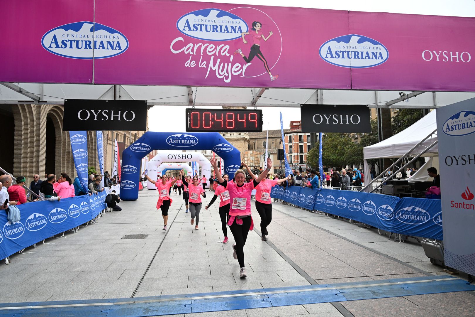 Todas las fotos de la Carrera de la Mujer de Zaragoza 2023. 5642