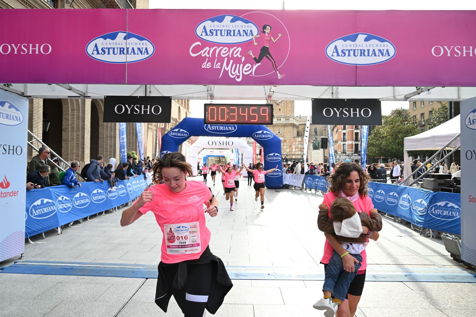 Todas las fotos de la Carrera de la Mujer de Zaragoza 2023. 4684