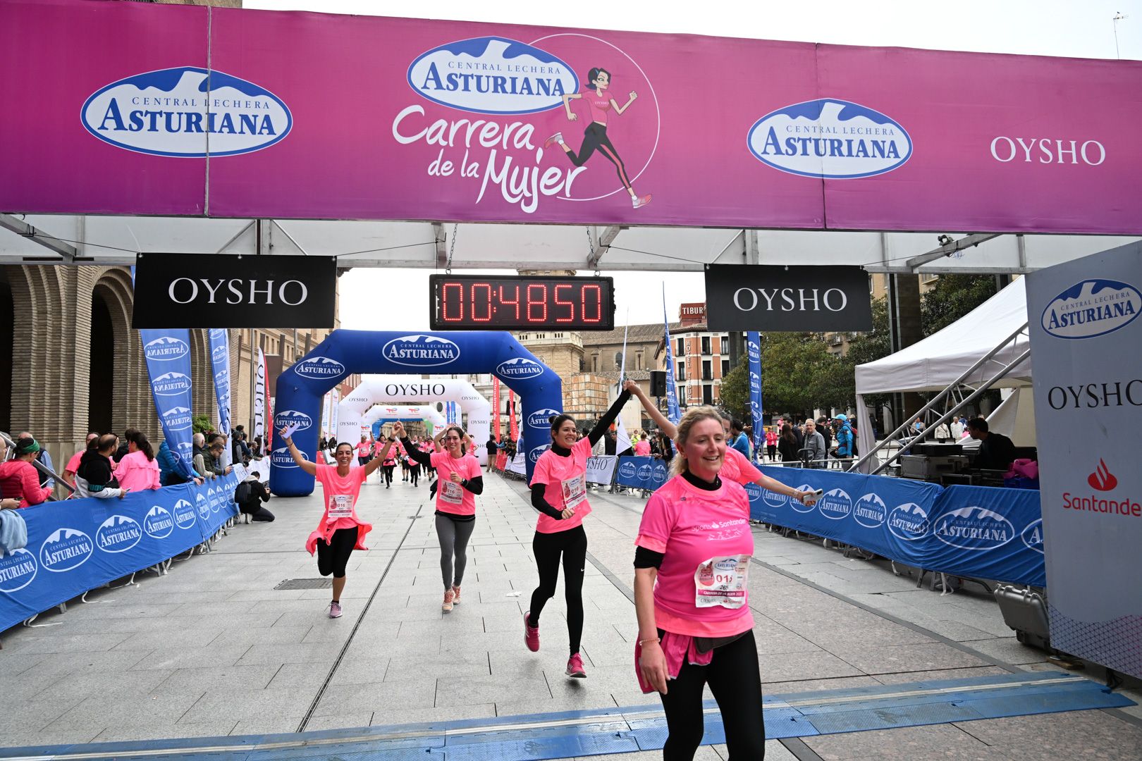 Todas las fotos de la Carrera de la Mujer de Zaragoza 2023. 5644
