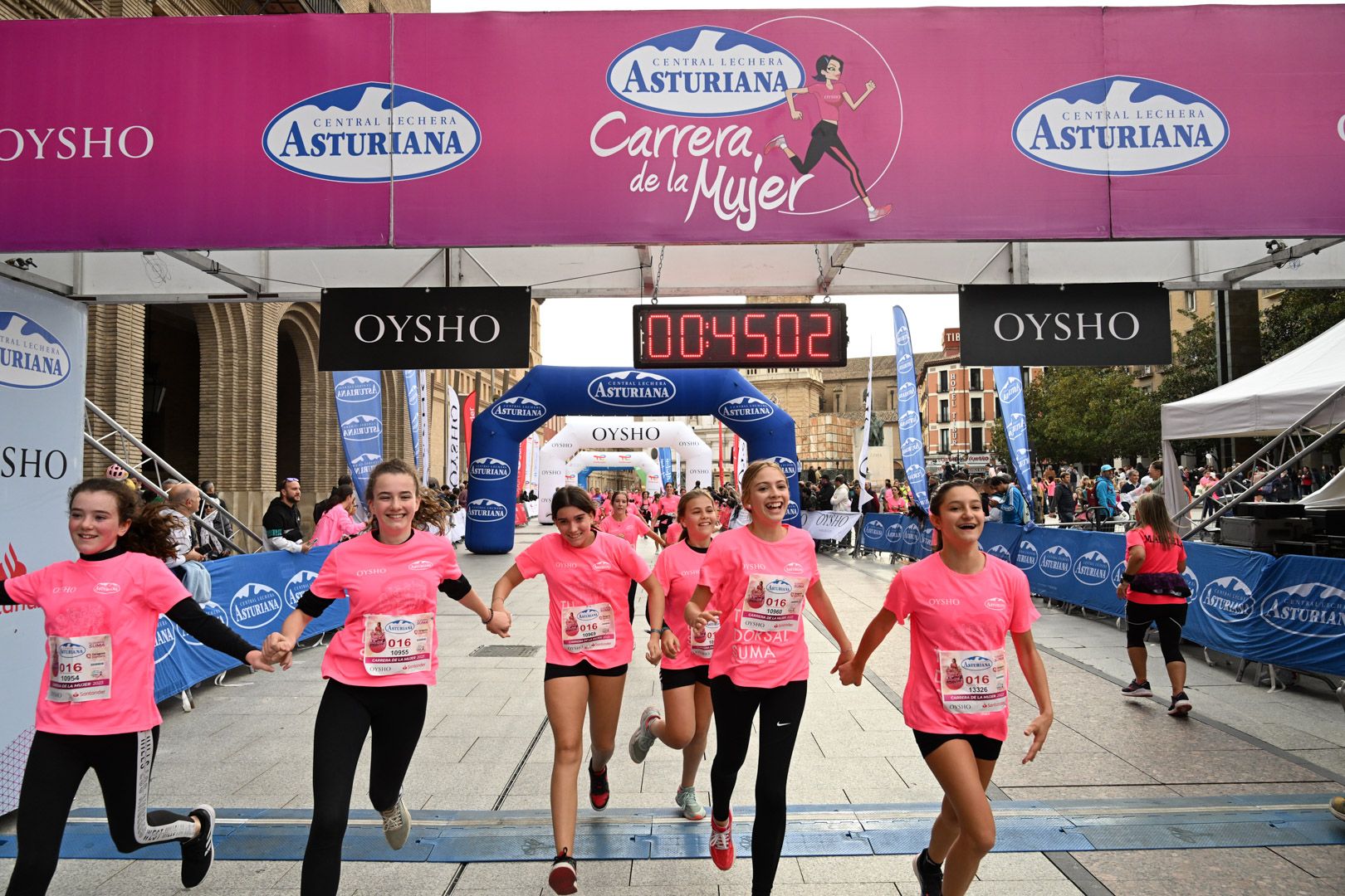 Todas las fotos de la Carrera de la Mujer de Zaragoza 2023. 5402