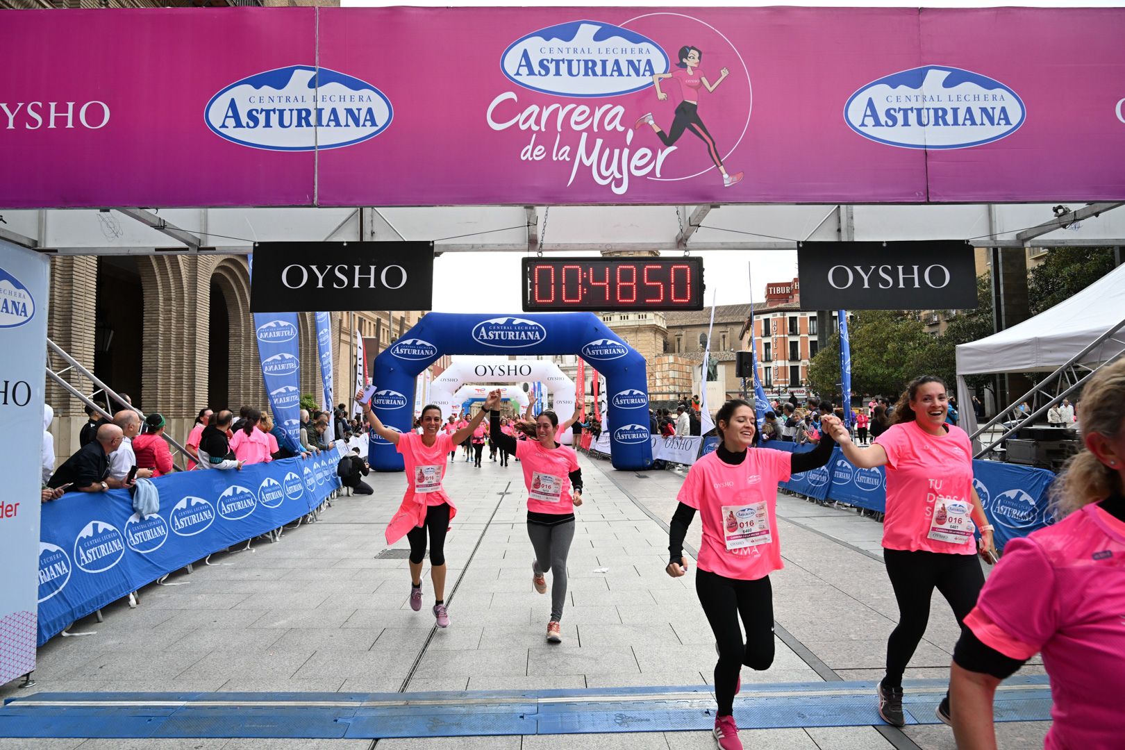 Todas las fotos de la Carrera de la Mujer de Zaragoza 2023. 5645