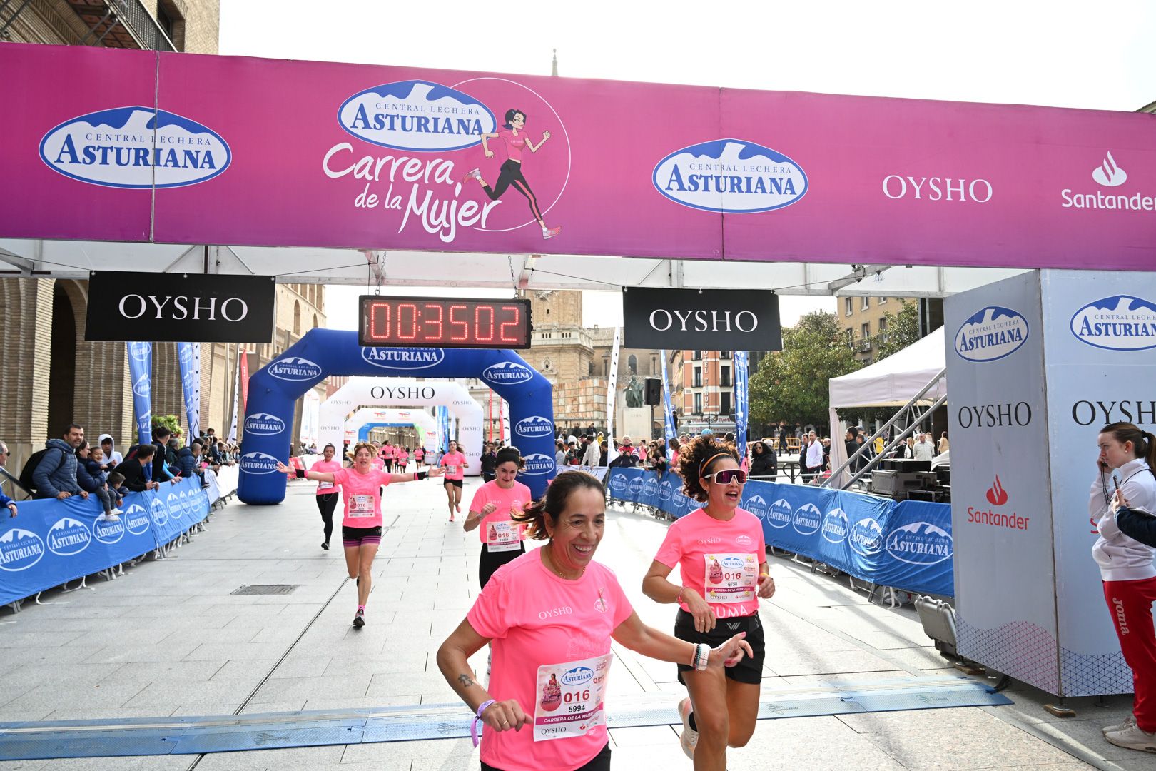 Todas las fotos de la Carrera de la Mujer de Zaragoza 2023. 4687