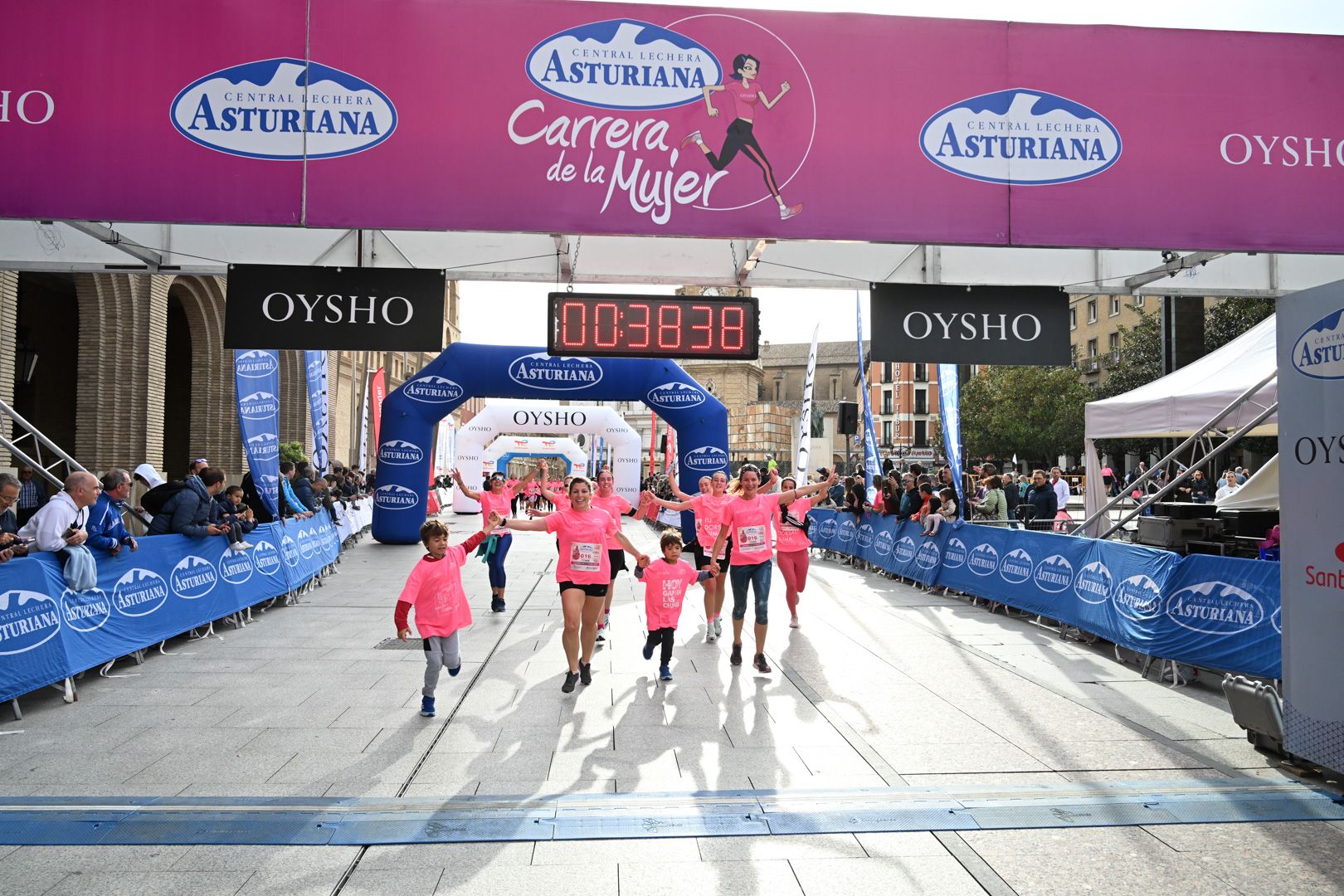 Todas las fotos de la Carrera de la Mujer de Zaragoza 2023. 4931