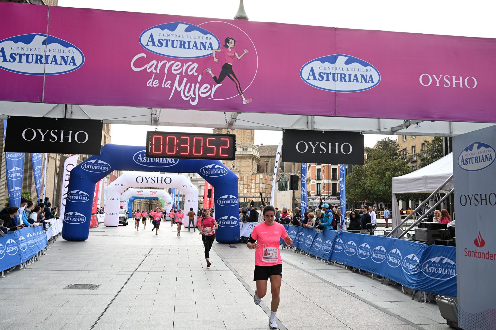 Todas las fotos de la Carrera de la Mujer de Zaragoza 2023. 4467