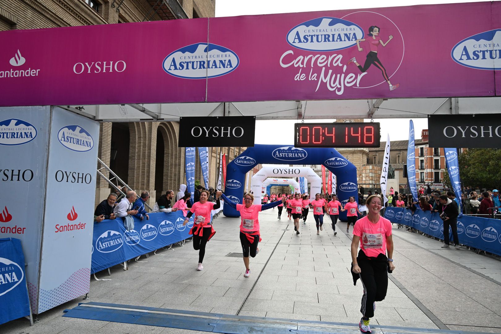 Todas las fotos de la Carrera de la Mujer de Zaragoza 2023. 5170