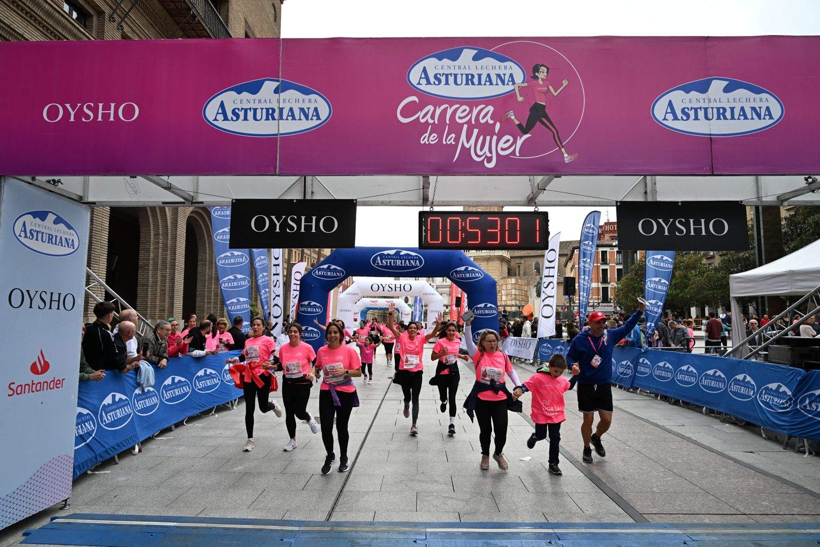 Todas las fotos de la Carrera de la Mujer de Zaragoza 2023. 5891