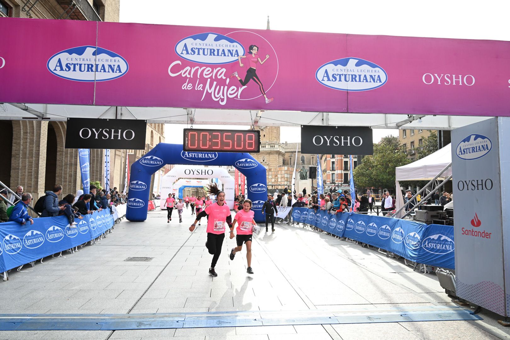 Todas las fotos de la Carrera de la Mujer de Zaragoza 2023. 4692
