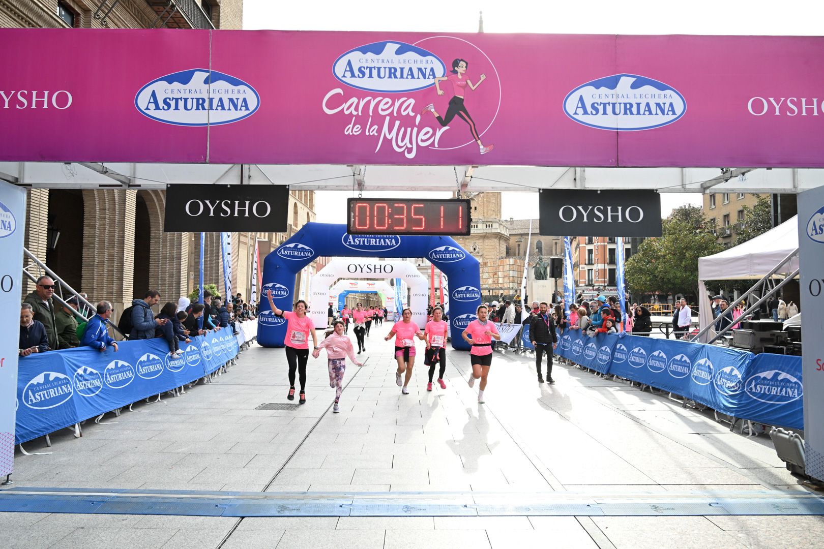 Todas las fotos de la Carrera de la Mujer de Zaragoza 2023. 4694