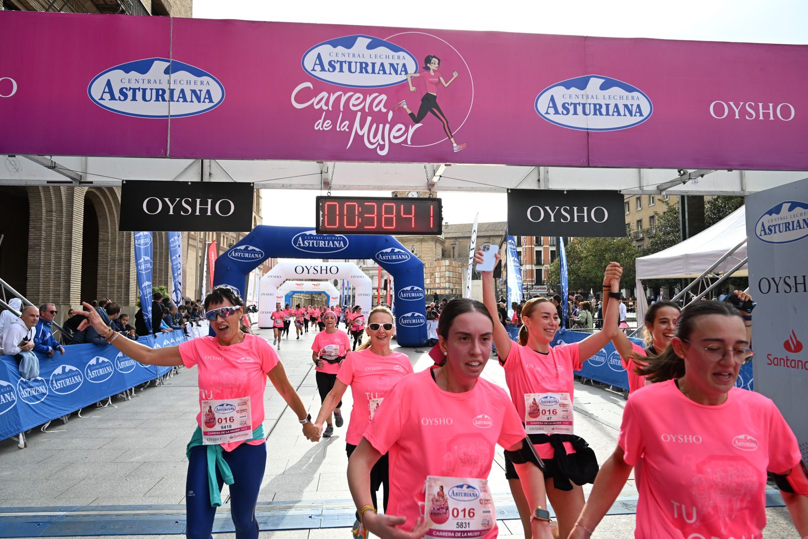 Todas las fotos de la Carrera de la Mujer de Zaragoza 2023. 4937