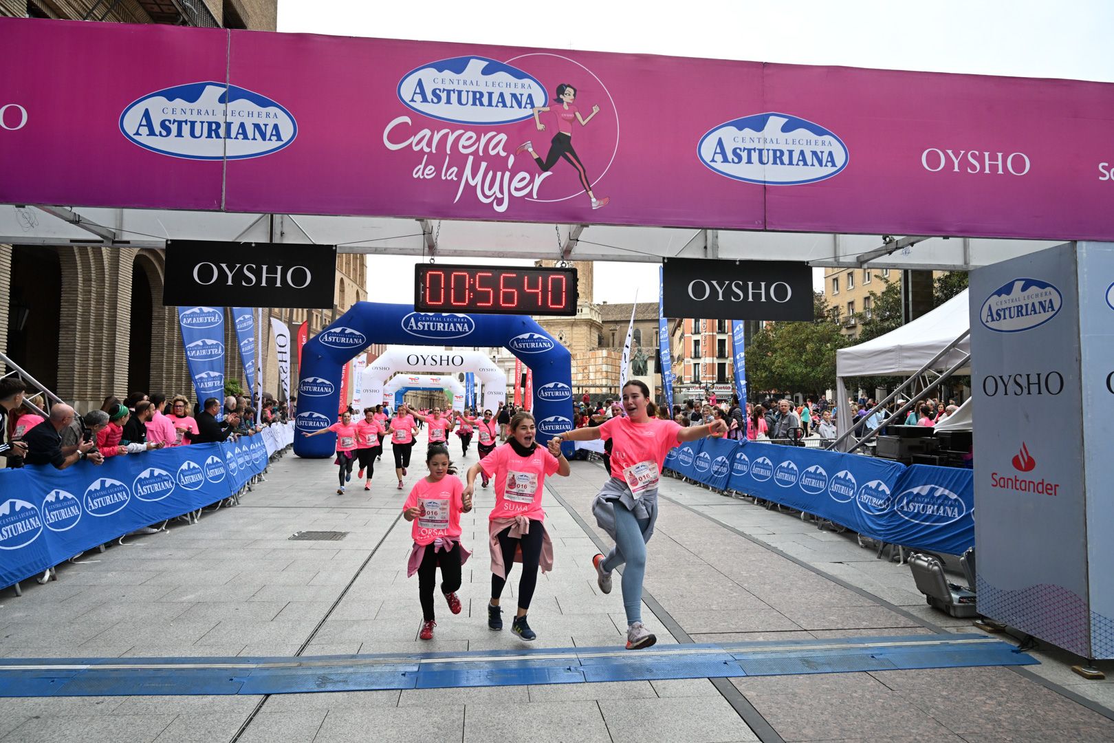 Todas las fotos de la Carrera de la Mujer de Zaragoza 2023. 6102