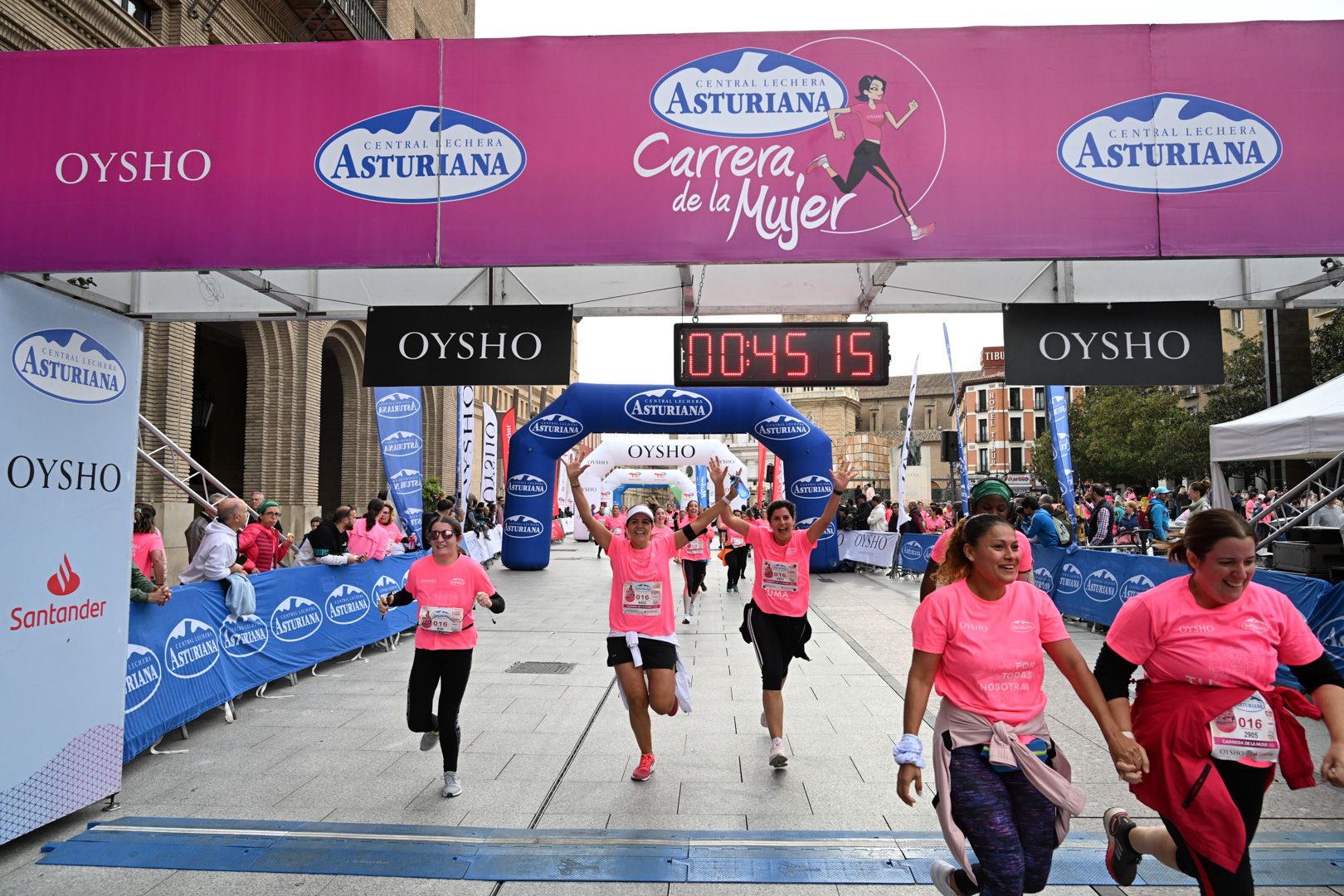 Todas las fotos de la Carrera de la Mujer de Zaragoza 2023. 5418
