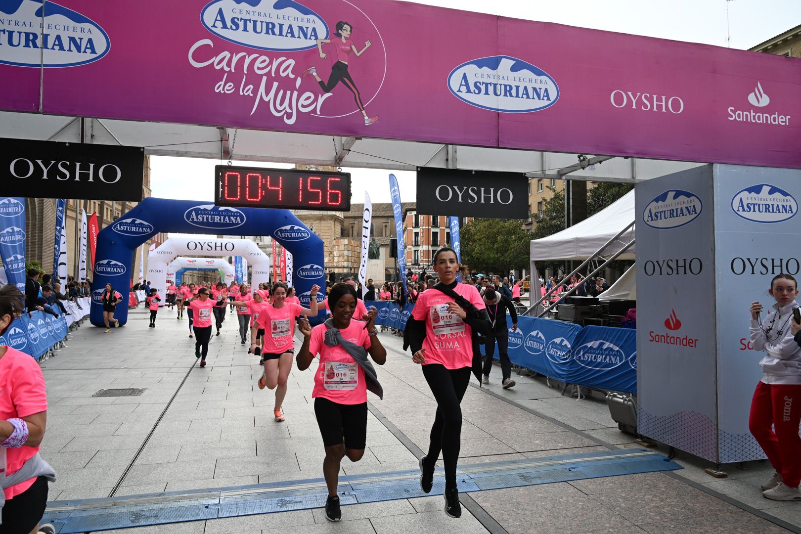 Todas las fotos de la Carrera de la Mujer de Zaragoza 2023. 5184