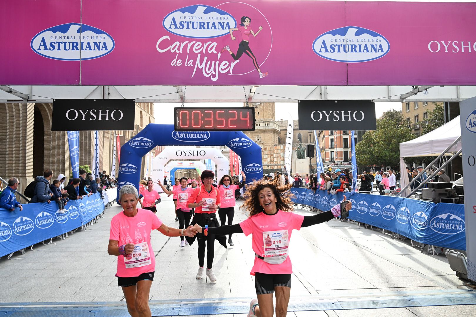 Todas las fotos de la Carrera de la Mujer de Zaragoza 2023. 4705