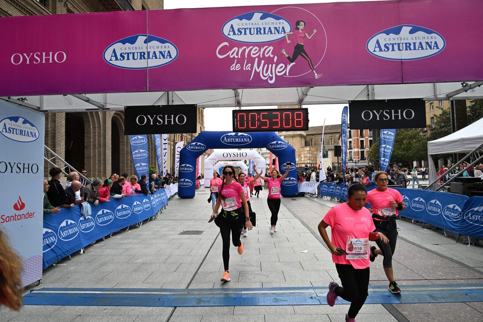 Todas las fotos de la Carrera de la Mujer de Zaragoza 2023. 5906