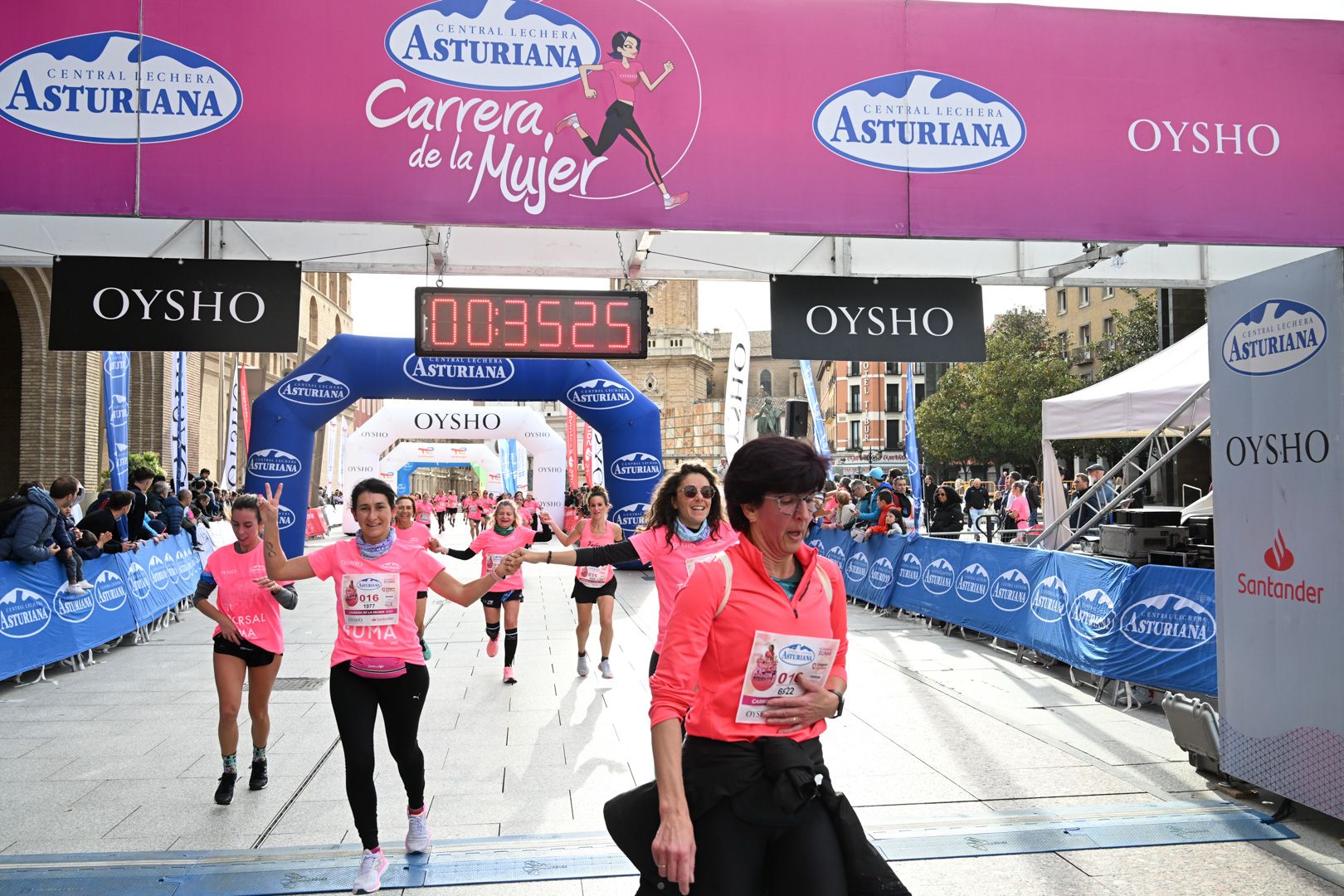 Todas las fotos de la Carrera de la Mujer de Zaragoza 2023. 4708
