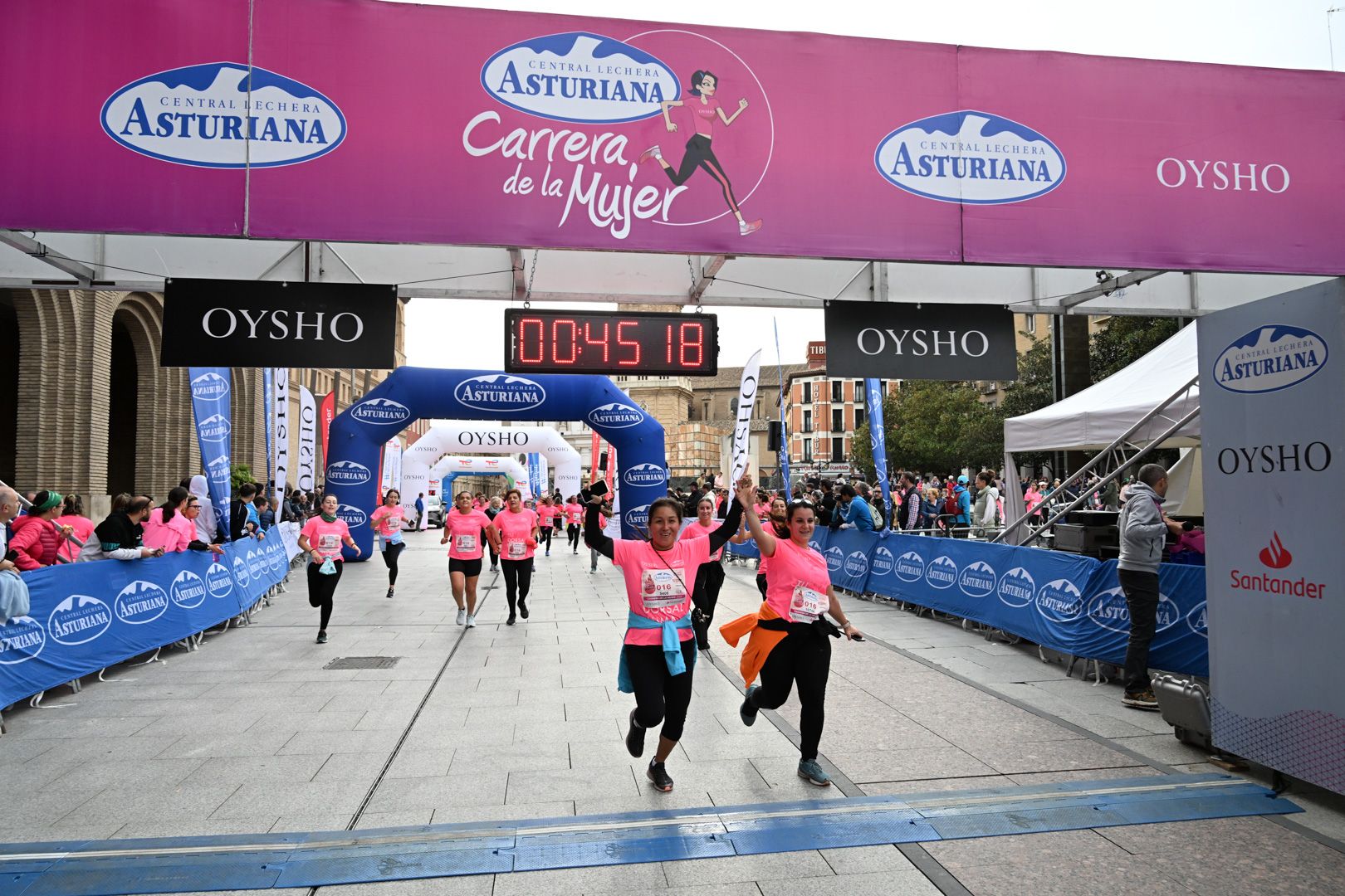 Todas las fotos de la Carrera de la Mujer de Zaragoza 2023. 5424