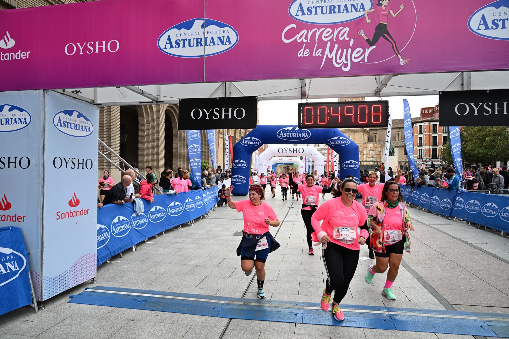 Todas las fotos de la Carrera de la Mujer de Zaragoza 2023. 5671