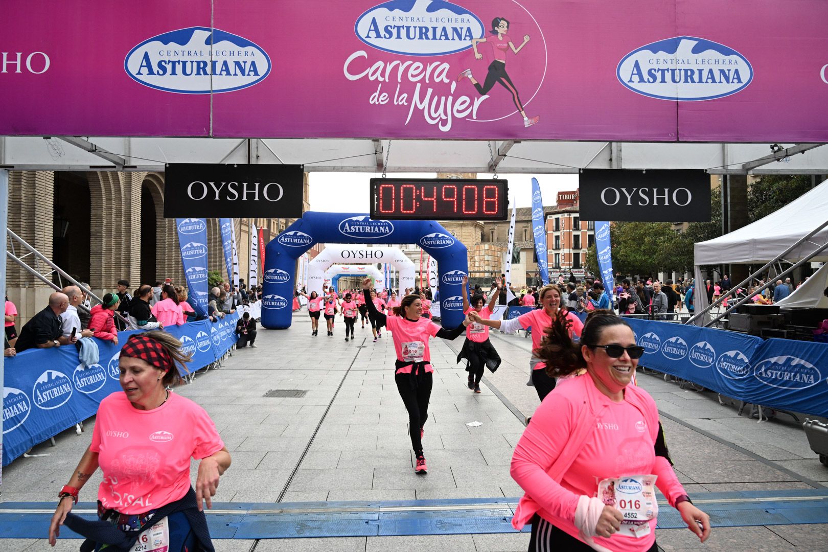 Todas las fotos de la Carrera de la Mujer de Zaragoza 2023. 5672