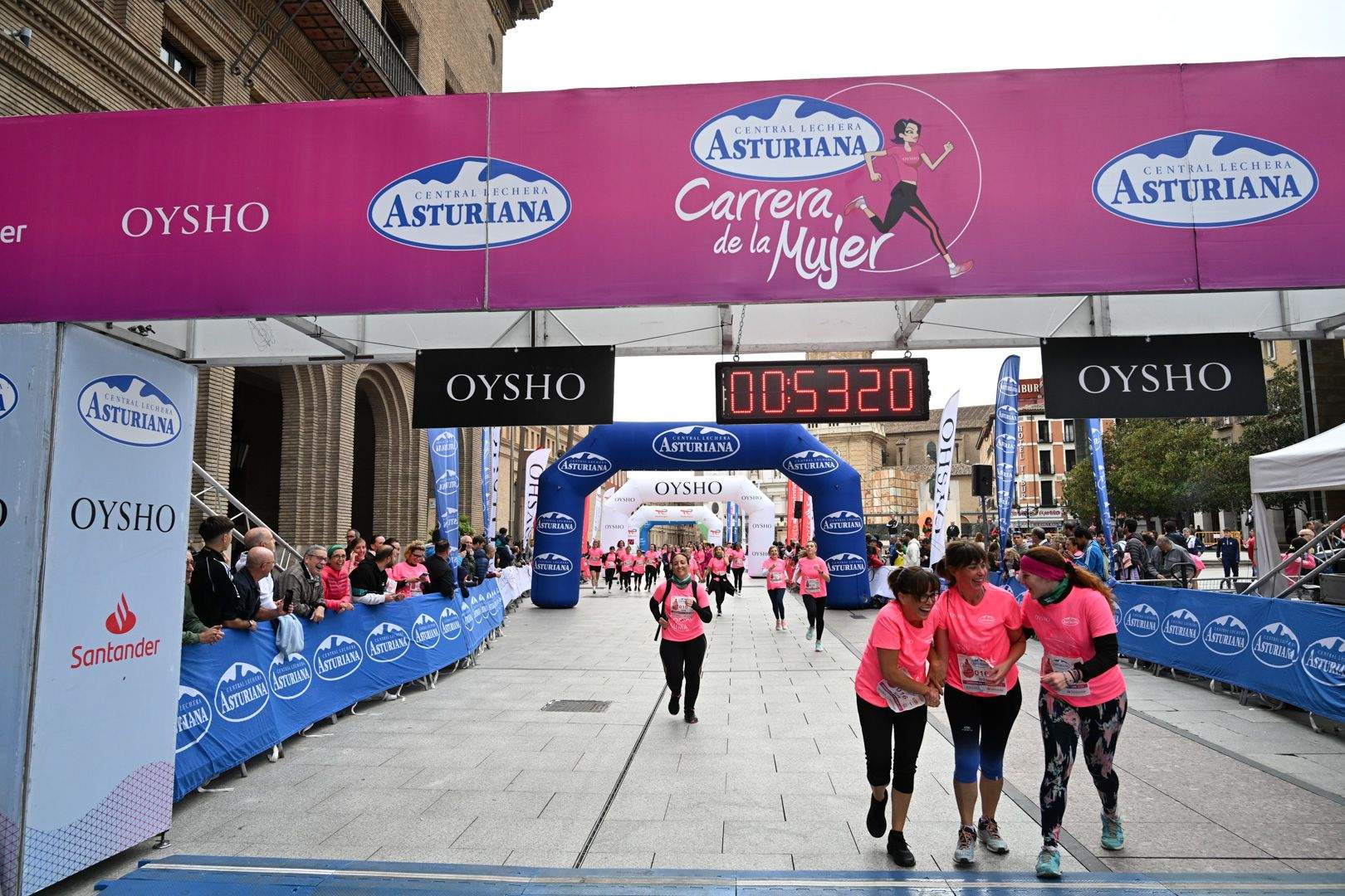 Todas las fotos de la Carrera de la Mujer de Zaragoza 2023. 5914